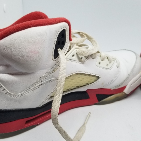 Nike Air Jordan 5 Retro GS White Fire Red V 440888-120 Boy's US 7Y Toro Laser - Picture 5 of 15